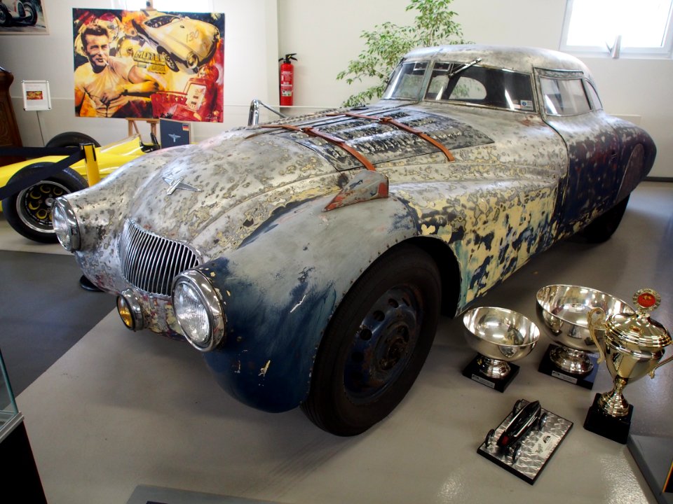 1937_Adler_Super_Trumpf,_60ps,_2000cc,_160kmh_pic3