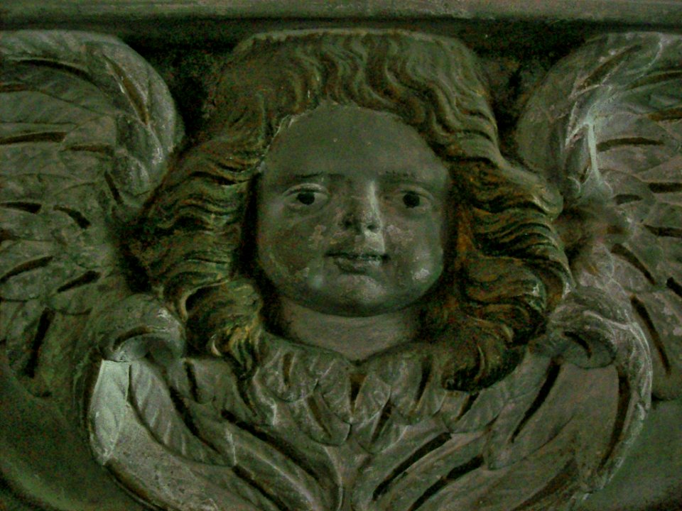 17th_century_angel,_St_Giles,_Maisemore