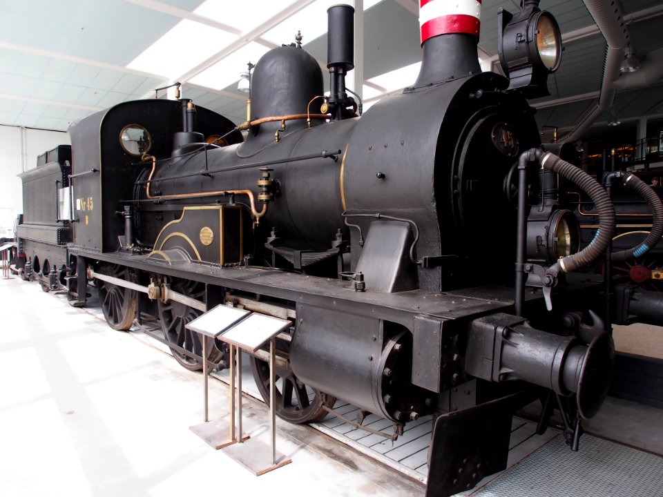 1869_Robert_Stephenson_factory_Locomotive_Class_B_No45_(No1923)_pic1