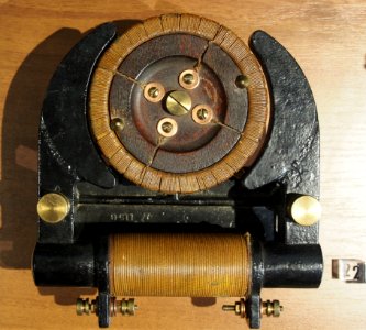 1885_Moteur_Electrique,_Musée_EDF_Electropolis