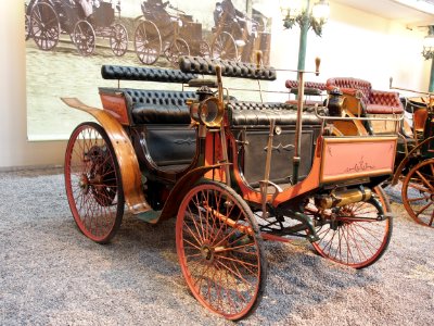 1893_Peugeot_Phaetonnet_Type_8,_2_cylinder,_3hp,_1282cm3,_20kmh,_photo_4