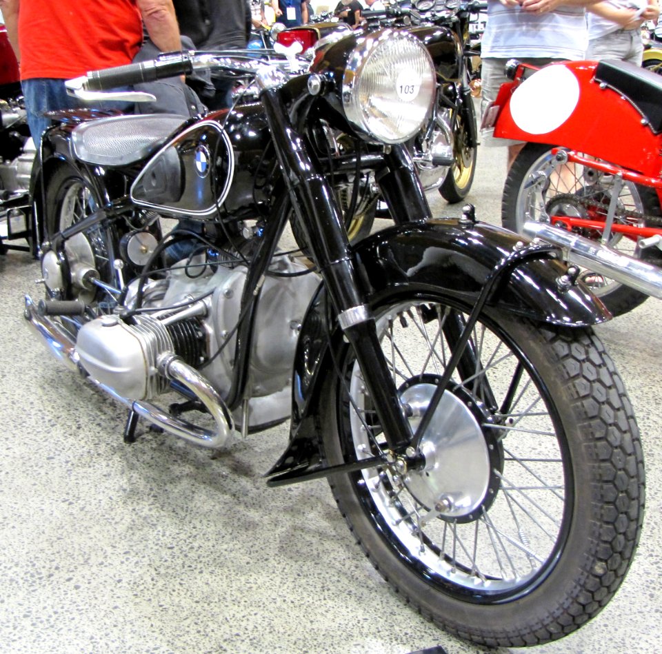 1936_BMW_R5_motorcycle
