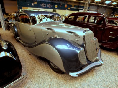1936_Panhard_et_Levassor_Dynamic_130,_X76_pic3