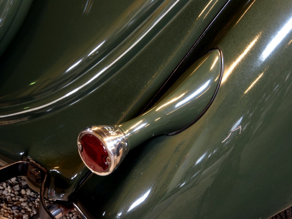 1936_Ford_68_5_Window_Coupé_pic6