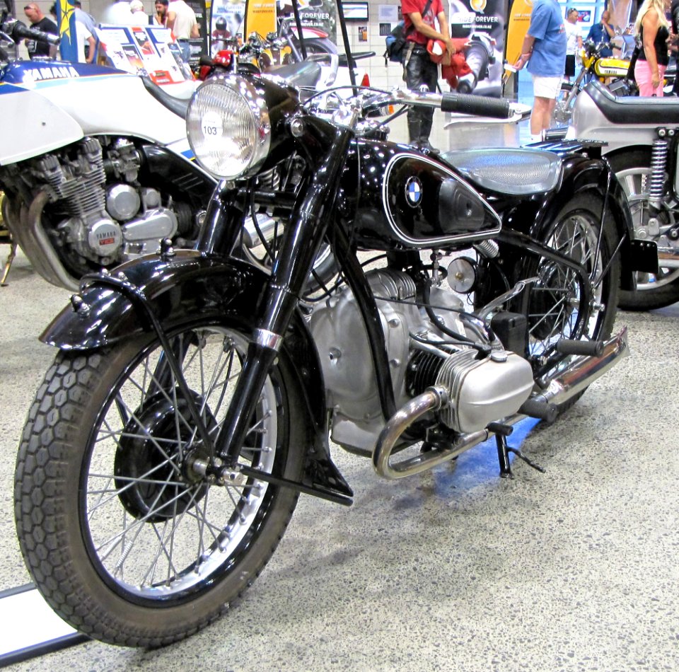 1936_BMW_R5_motorcycle_2