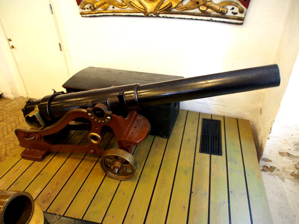 1882_87_mm_breech-loading_gun_from_Krupp,_pic1