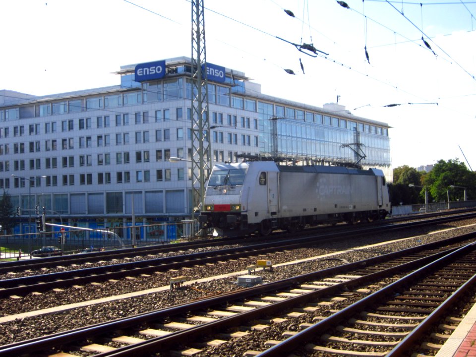 186_148-3_Dresden_Hauptbahnhof_(2)