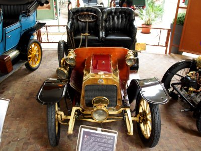 1907_Voiturette_Lion_Type_VA