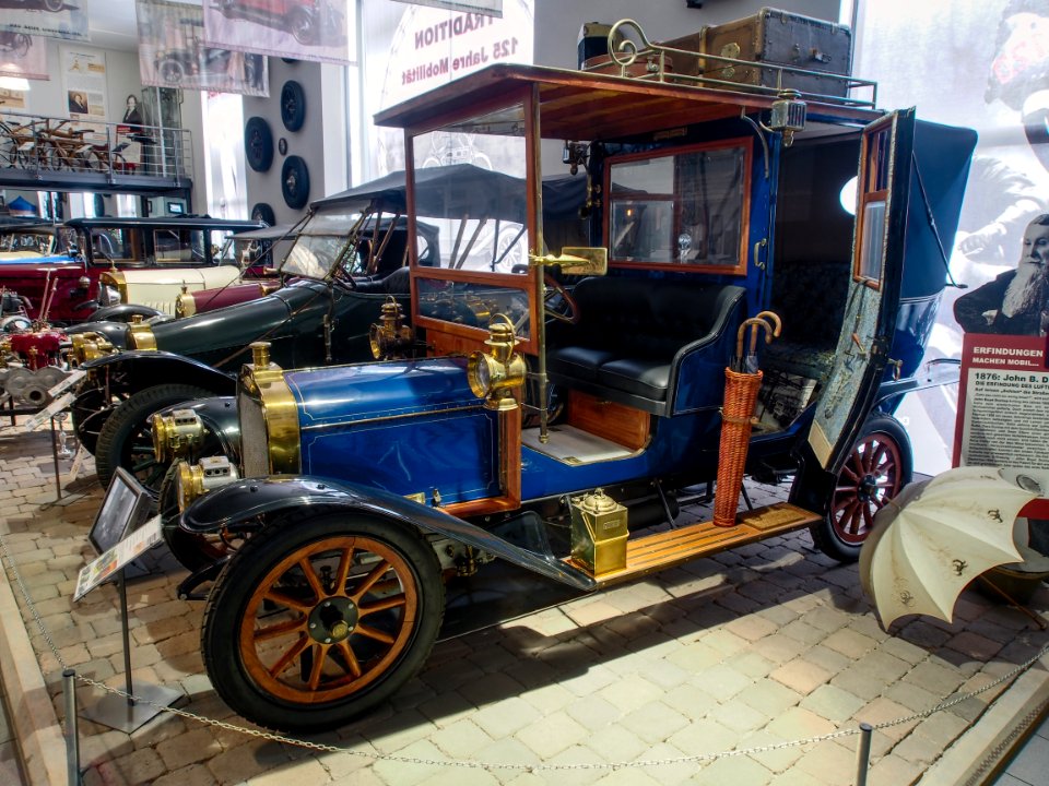 1907-1910_NSU_8_-_15PS_Landaulet_4cyl_1750cc