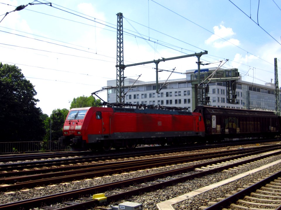 189_004-5_Dresden_Hauptbahnhof_(2)