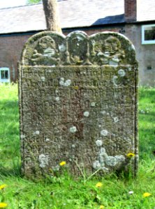 18th_century_gravestone,_Eythorne