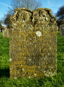 18th_century_headstone,_New_Romney_1