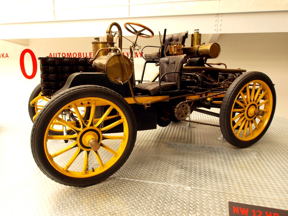 1900_NW_12_HP_Rennzweier_pic1
