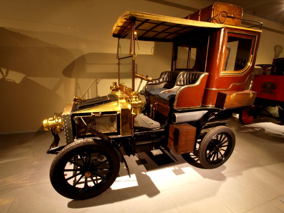 1903_White_Model_C_Steam_Car_Demi-Limousine_photo22