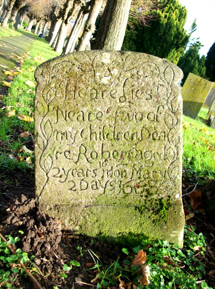 17th_century_gravestone,_Thame