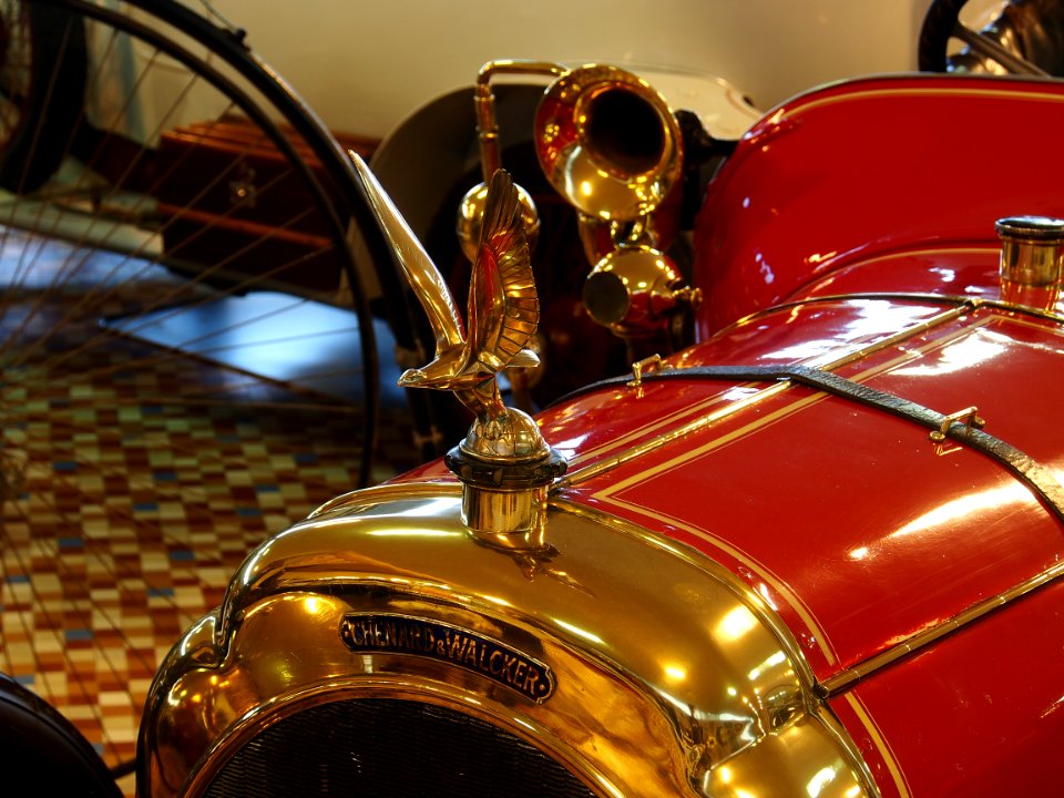 1912_Chenard_&_Walker_type_U,_14cv,_4_cylinder,_dual_ignition,_at_the_Musée_Automobile_de_Vendée_pic-3