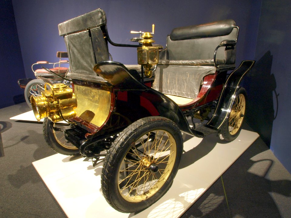1900_De_Dion-bouton3.5-HP_Vis-à-Vis