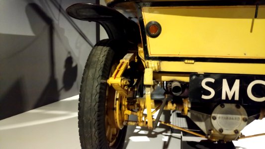 1906_Standard_rear_suspension