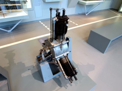 1909_Anzani_threecylinder_aircraft_engine_pic2