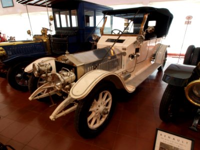 1911_Rolls-Royce_Silver_Ghost_40slash50hp,_7434cc,_100kmh_photo2