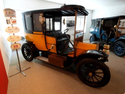 1909_Fiat_16hp,_2010cc,_65kmh