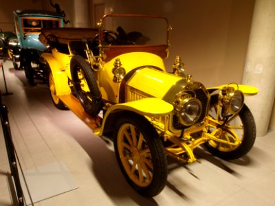 1910_Peugeot_Type_126