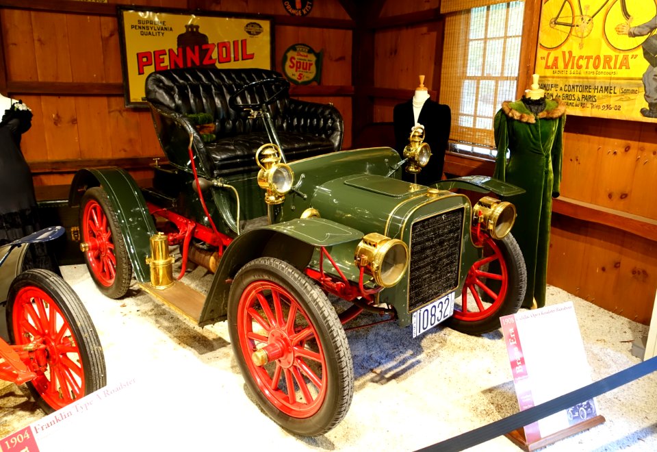 1908_Cadillac_Open_Roadster_Runabout_-_Collings_Foundation_-_Massachusetts_-_DSC07145
