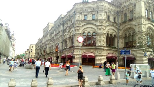 20160726_130830_Moscow_GUM_July_2016