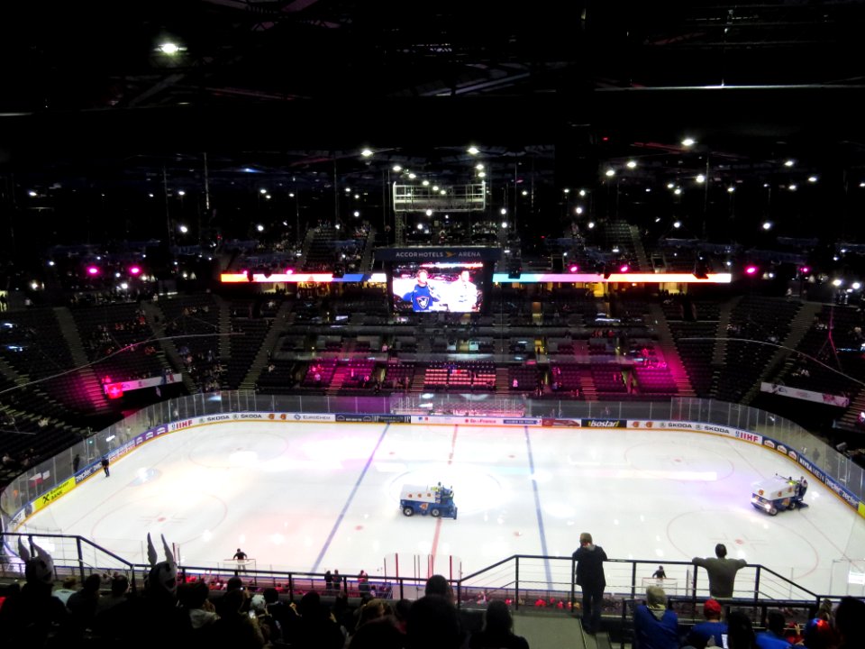 2017_IIHF_World_Championship_-_FRA_vs_SUI_-_07