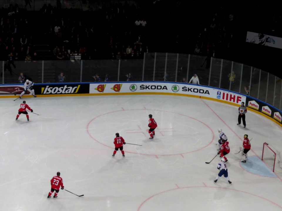 2017_IIHF_World_Championship_-_FRA_vs_SUI_-_28