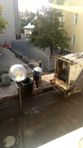 20160727_075500_waste_collection_truck_moscow_july_2016