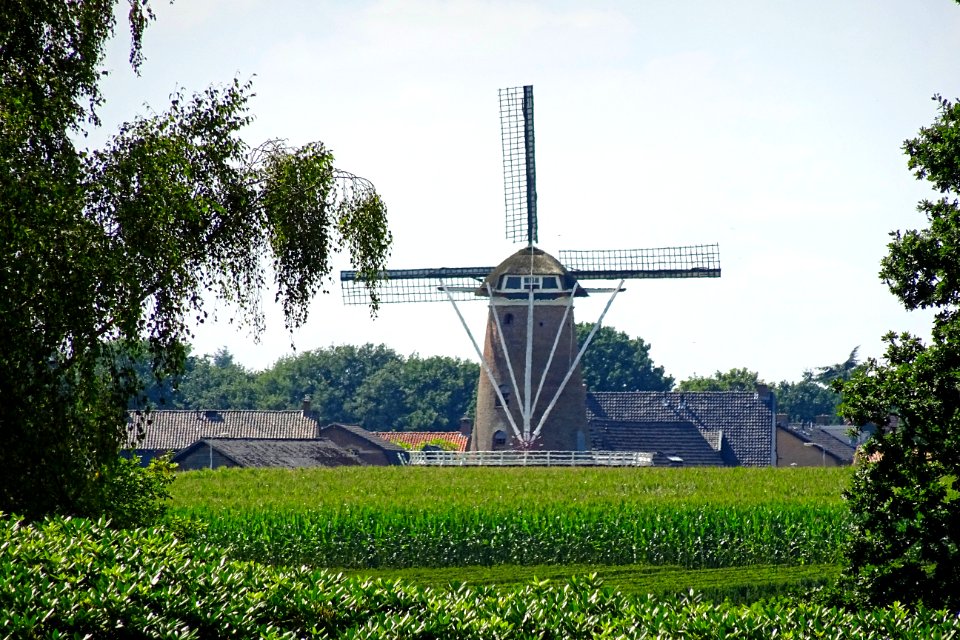 20160816_Zicht_op_Garderen_molen_De_Hoop_vanaf_de_Goudsberg3