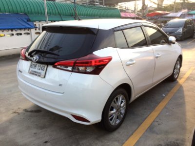 2017-2018_Toyota_Yaris_(XP150)_E_Hatchback_(21-09-2018)_04