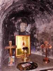2017_cave_church_Sveti_Stefan