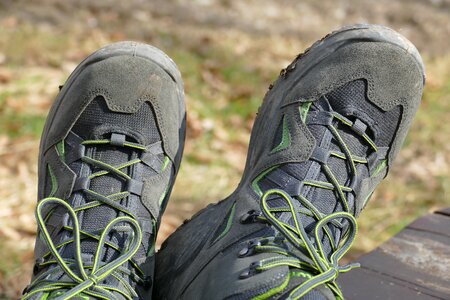 Hiking lacing leather shoes