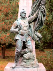 20160930Kriegerdenkmal_Hockenheim1
