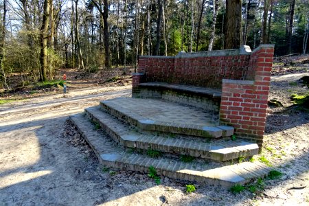 20170328_Notarisbank_Lindeboomsberg_nabij_Lunteren