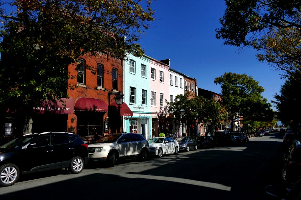2017.10.27.120448_King_Street_Alexandria_Virginia_USA