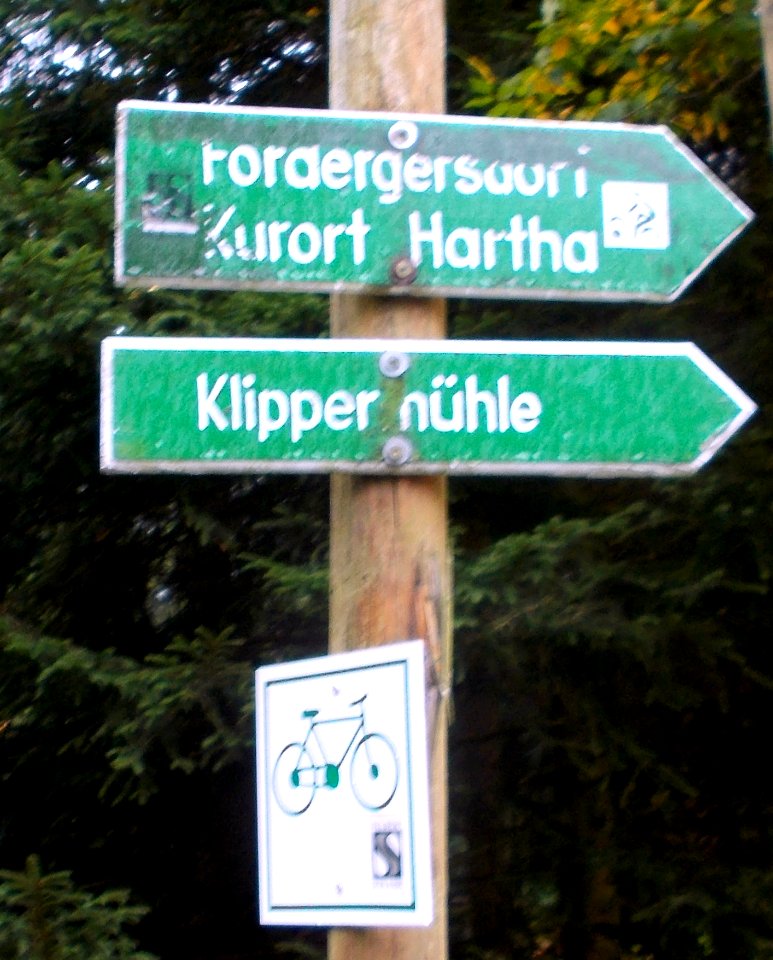 2017_Tharandt_Wanderwegweiser_Am_Steinbruch
