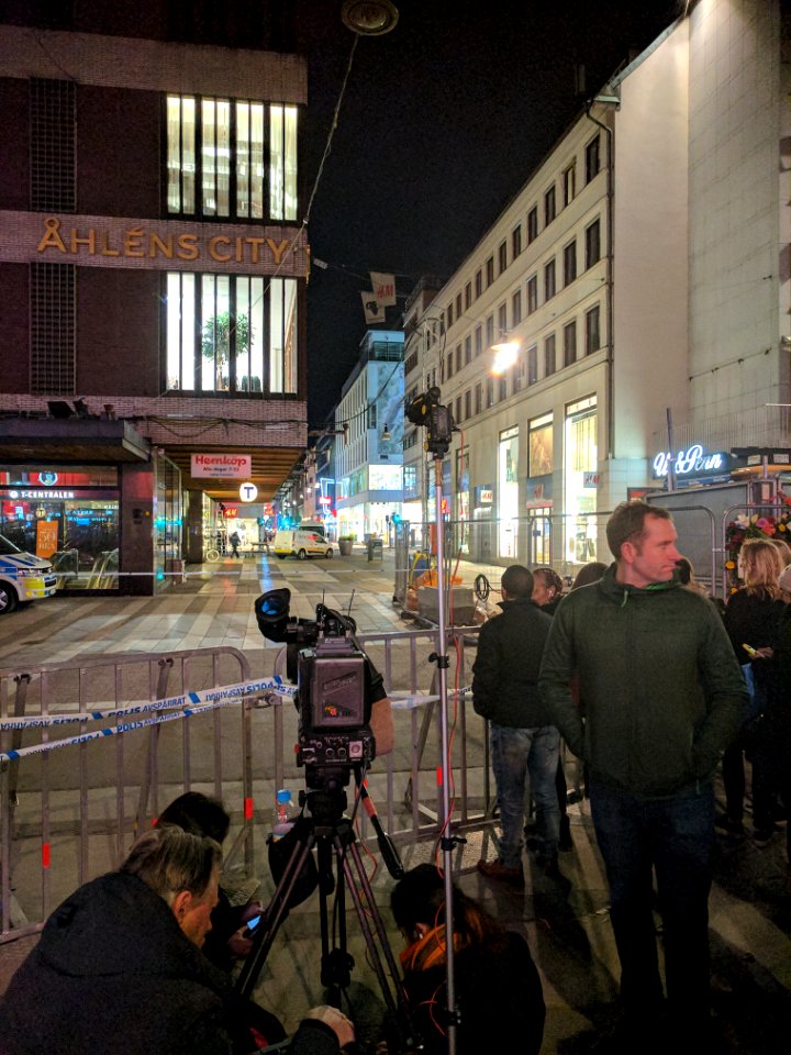 2017_Stockholm_attack_-_2017-04-08_picture_04
