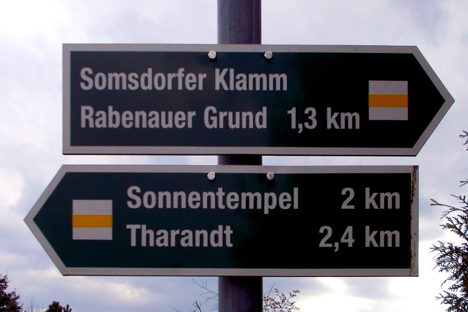 2017_Somsdorf_Wanderwegweiser_Rosenstraße