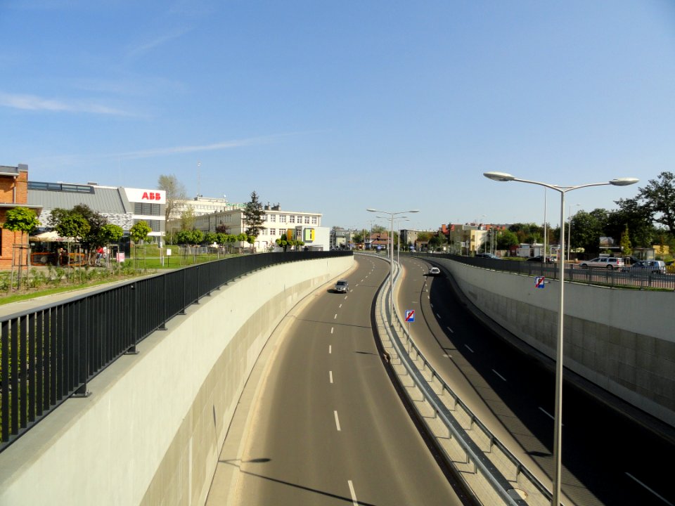 2017_Warszawa_Żegańska_tunel