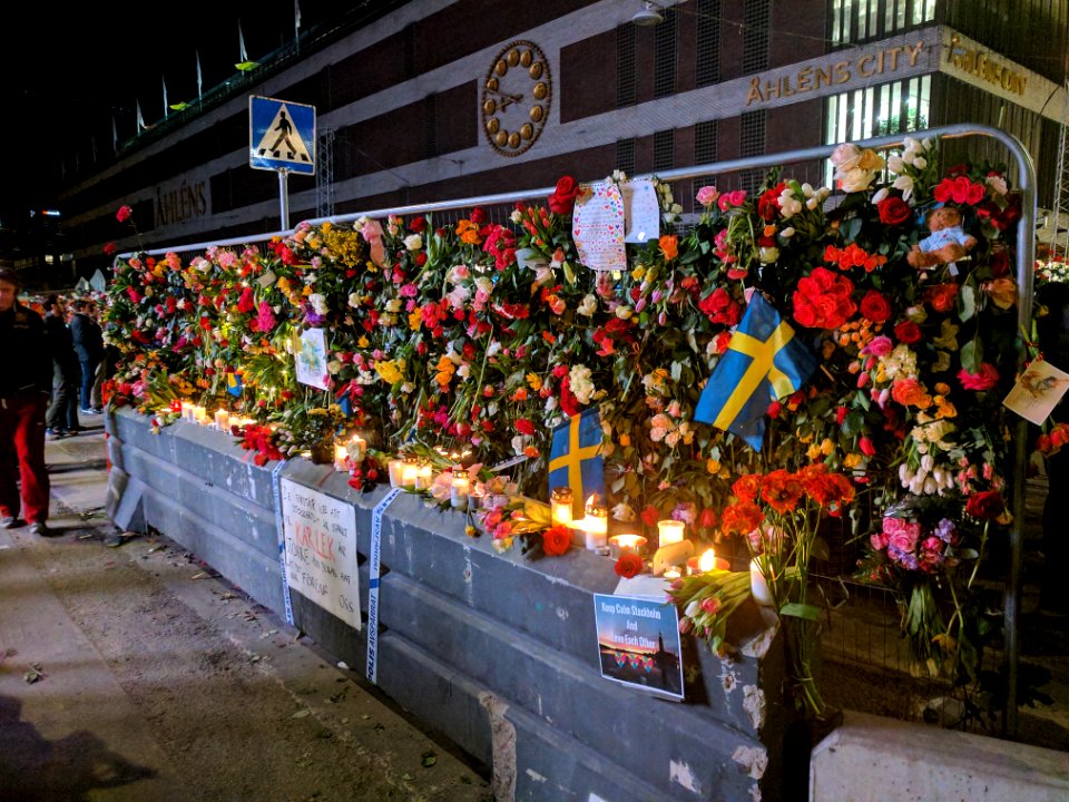 2017_Stockholm_attack_-_2017-04-08_picture_02