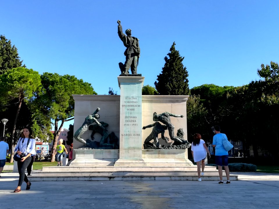 2017_Titov_park_(Pula)_02