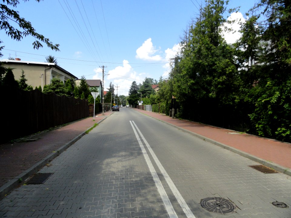 2017_Warszawa-Wesoła_ulica_Piękna
