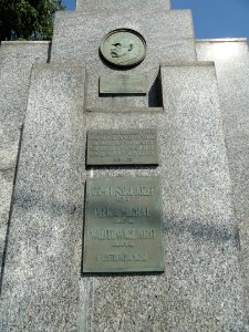 2017_Warszawa_Płowiecka_pomnik_Piłsudskiego,_2