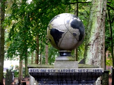 20150917_Grafzerk_(detail)_Pieter_Hazewinkel_Veendam