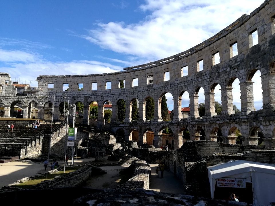 2017_Amphitheatre_(Pula),_interior_18