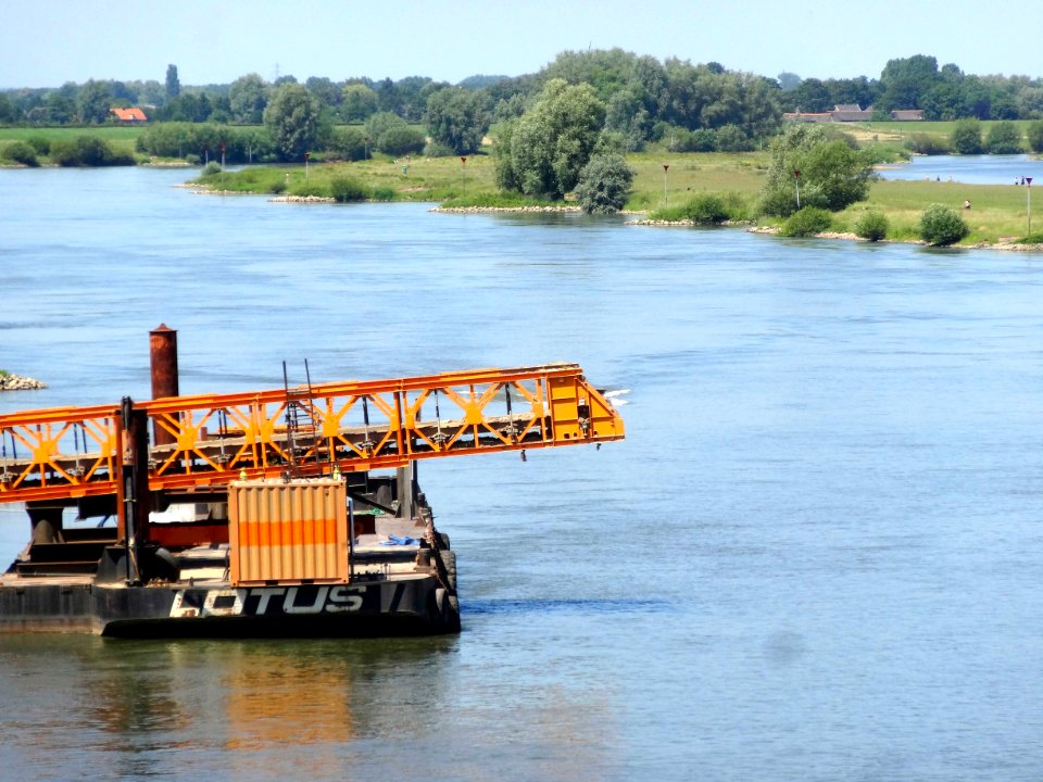 20150630_IJssel_gezien_vanaf_de_spoorbrug_Deventer