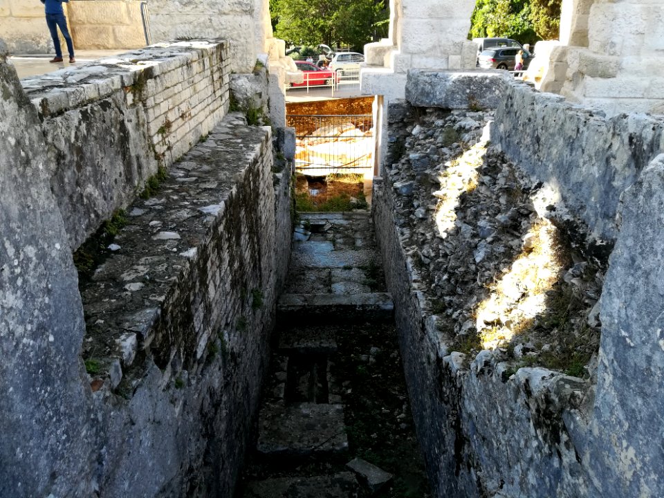 2017_Amphitheatre_(Pula),_interior_37